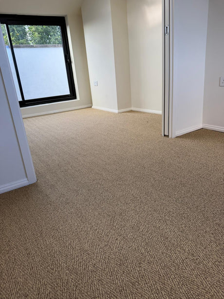 20m² Alternative Flooring Sisal Malay Tigers Eye carpet installation in Kings Park, Hackney, London