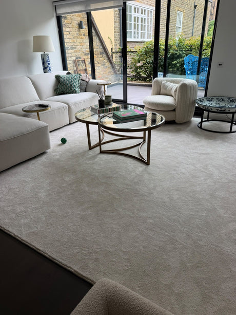 Made-to-measure Cormar carpet rug installed by EXEN Flooring in Norland, Kensington and Chelsea